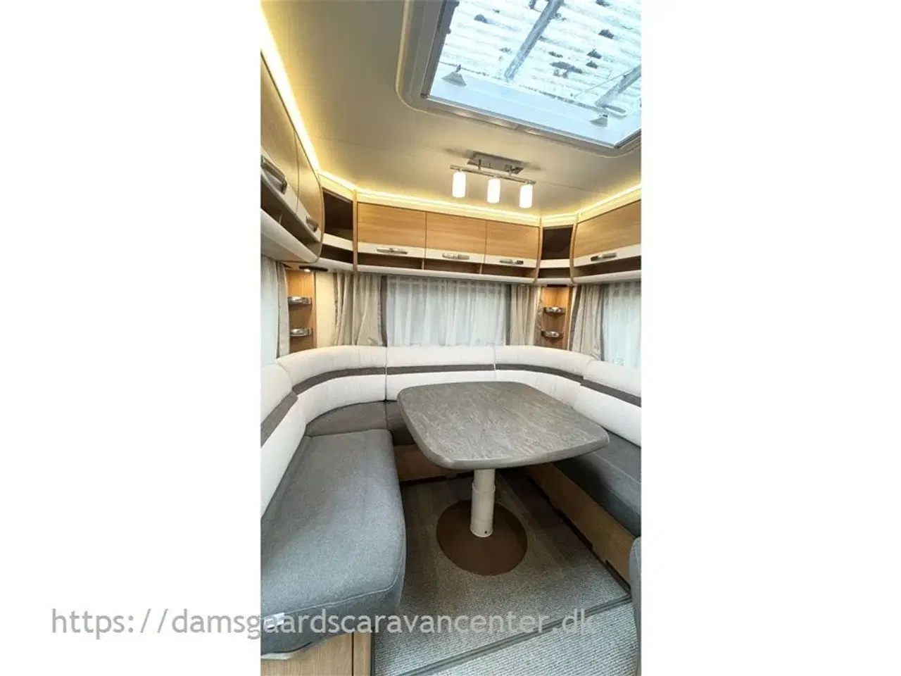 Billede 7 - 2018 - Knaus Südwind Silver Selection 590 FUS   Franskseng-Gulvtemp.-Mover-Aircon-Telt