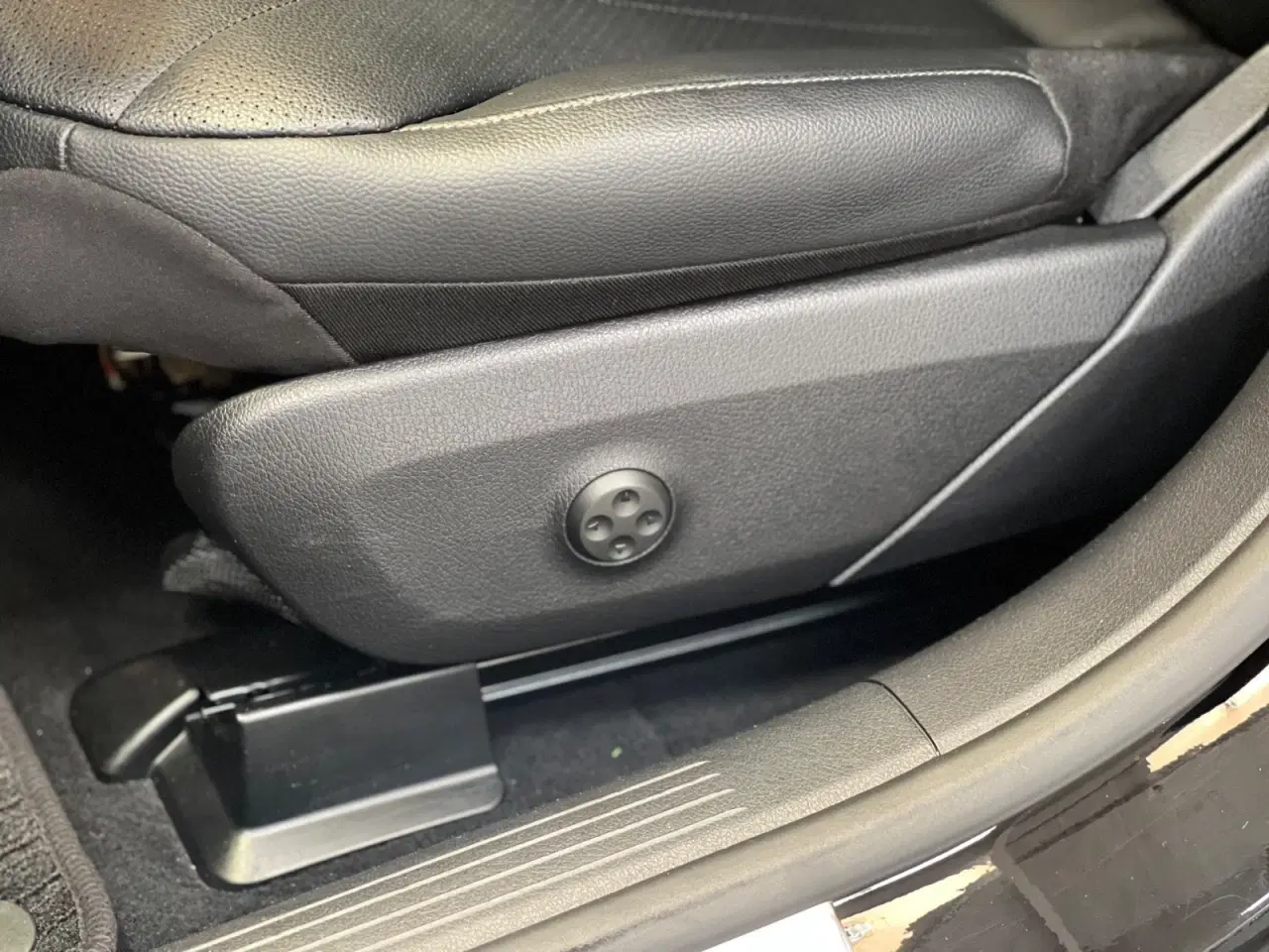 Billede 14 - Mercedes EQE350  Electric Art