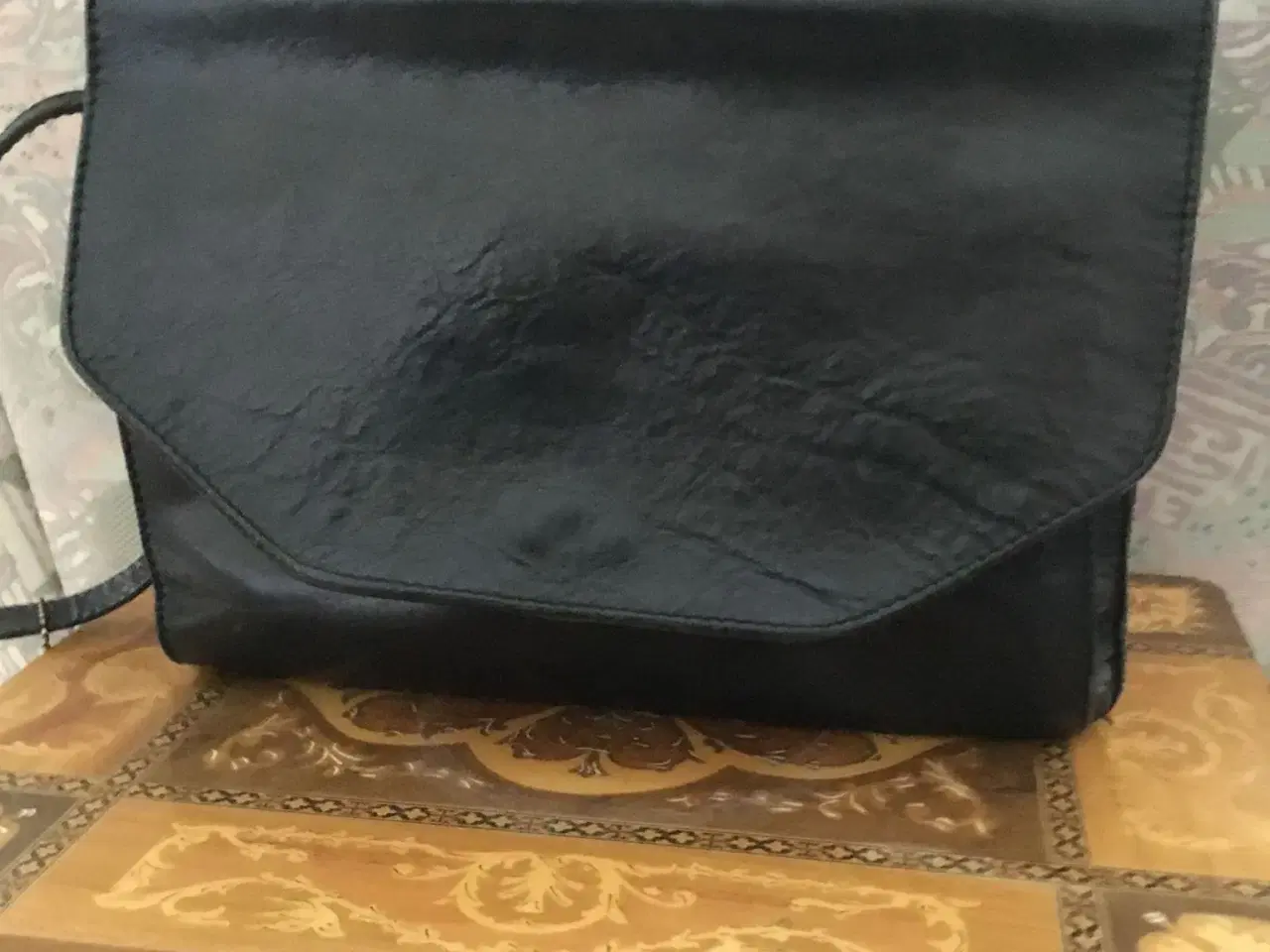Billede 1 - Belsac lædertaske