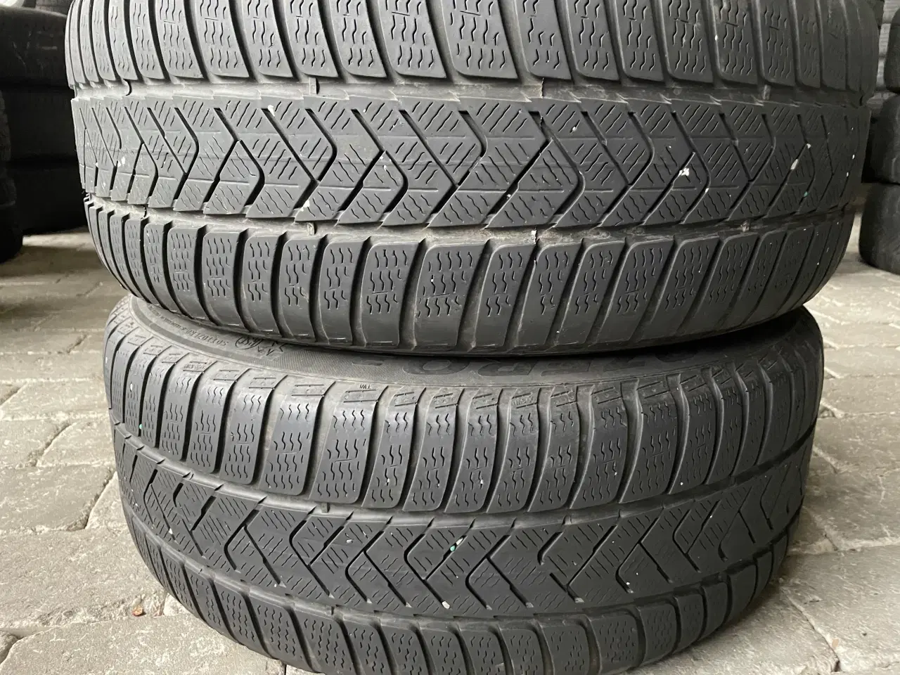 Billede 3 - 18 BMW 530e 225/45r18 Ref.P5 vinter