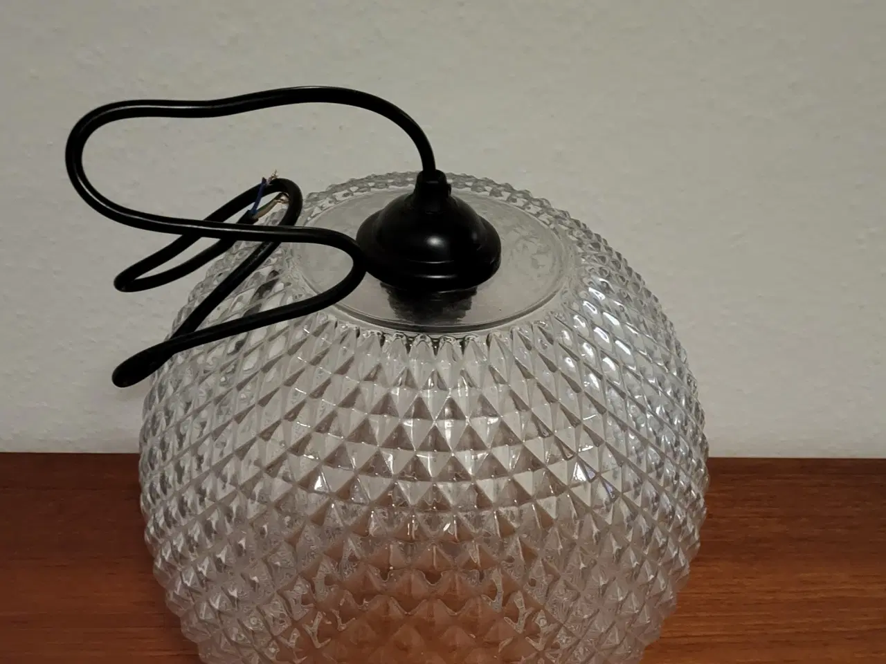 Billede 1 - Glaskugle lampe