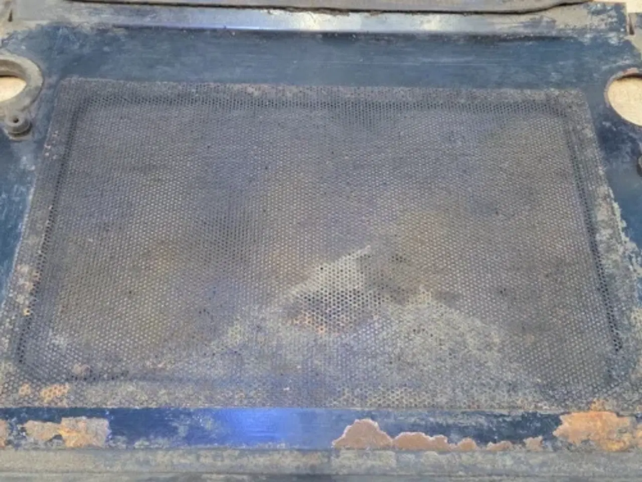 Billede 3 - Massey Ferguson 6290 Battery Holder 3783915M1