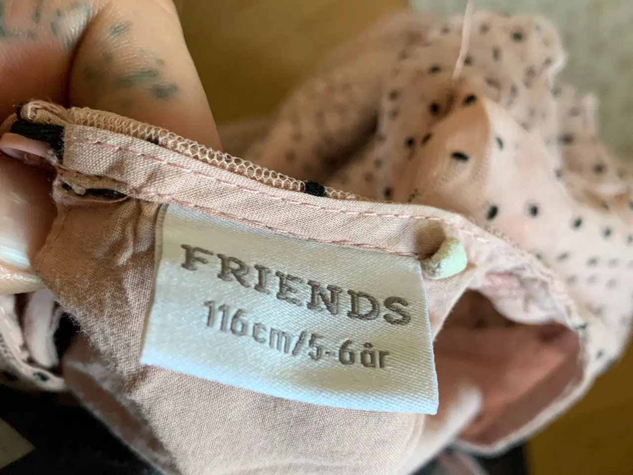 Billede 3 - Kjole str 116