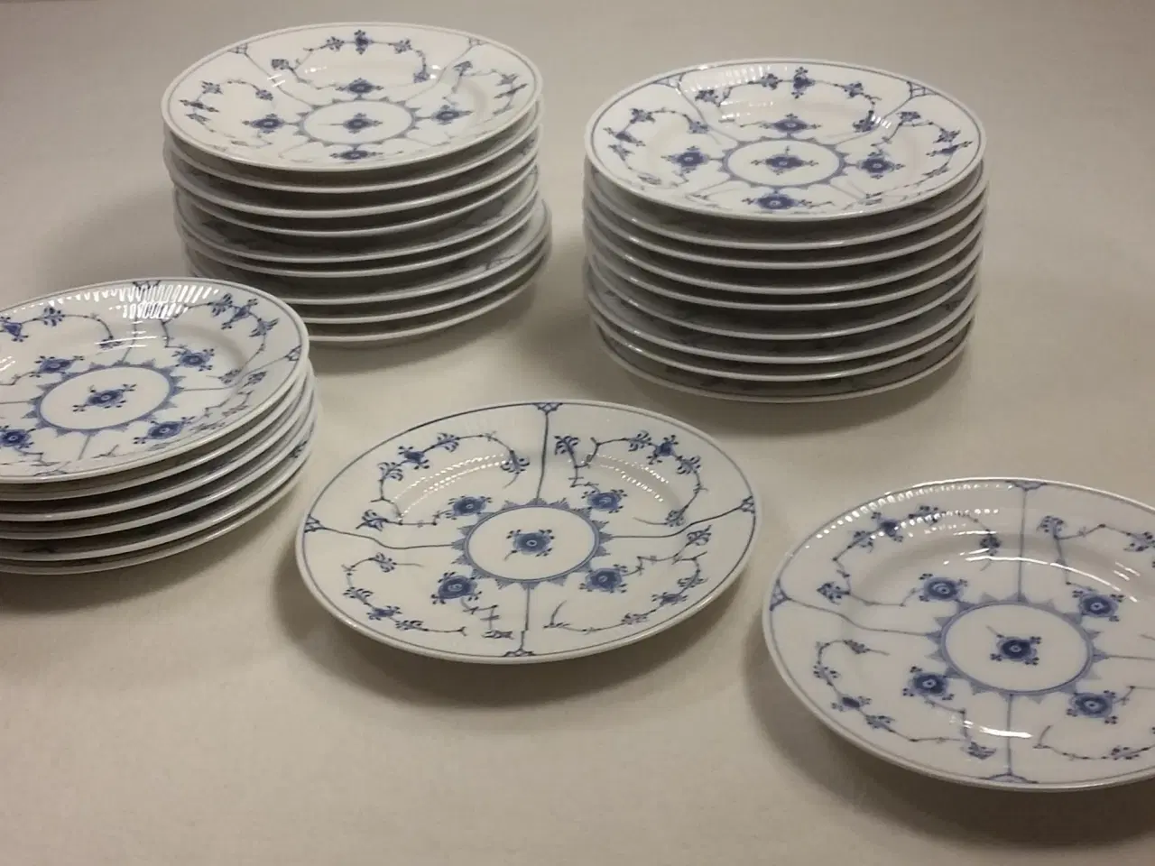 Billede 12 - ROYAL COPENHAGEN, MUSSELMALET KAFFESTEL