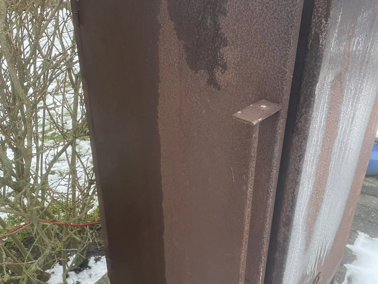 Billede 2 - røgeovn i metal.