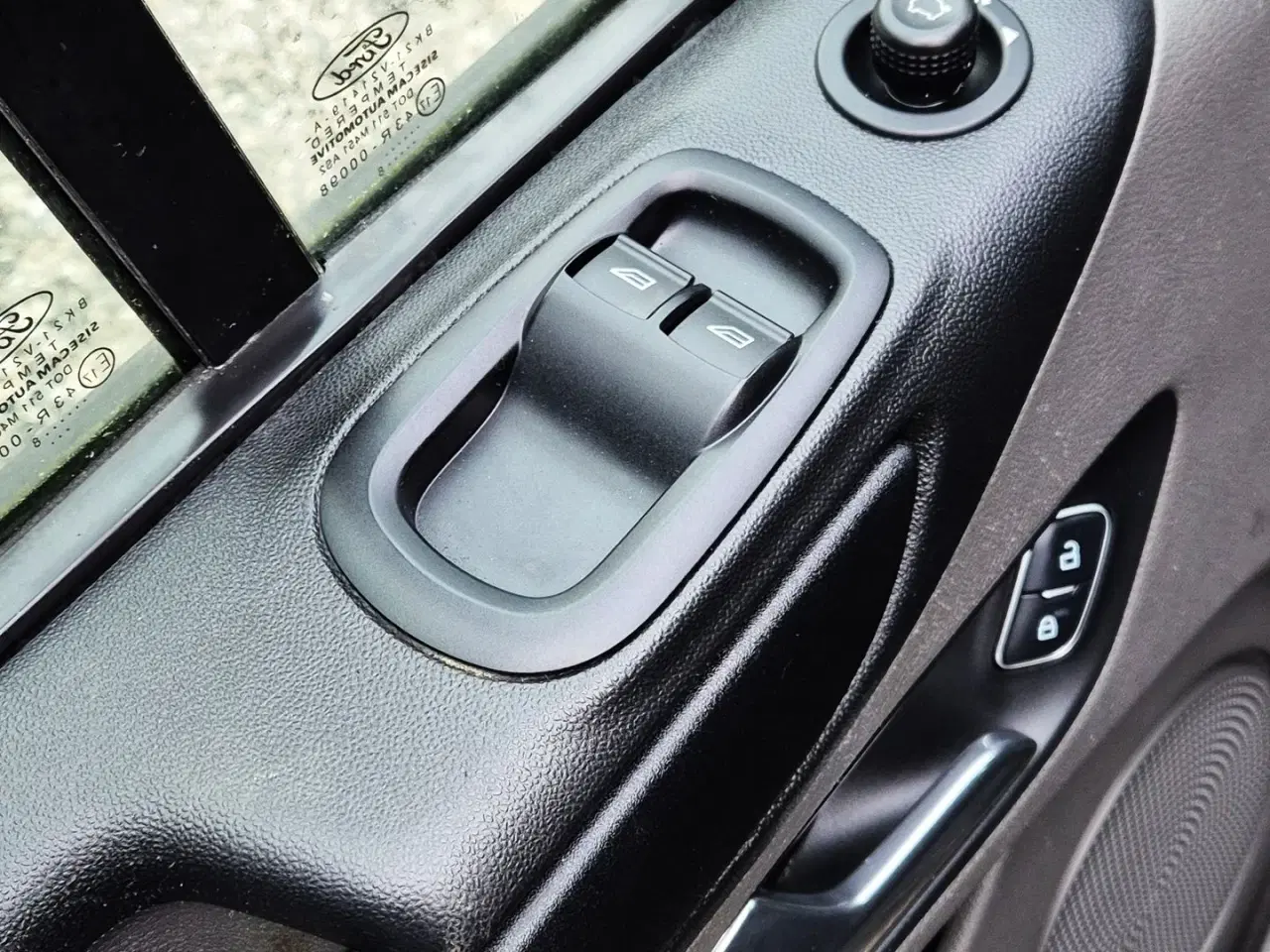 Billede 24 - Ford Transit Custom / nysynet og nyserviceret / træk / 2.0 TDCI 130 hestekræfter