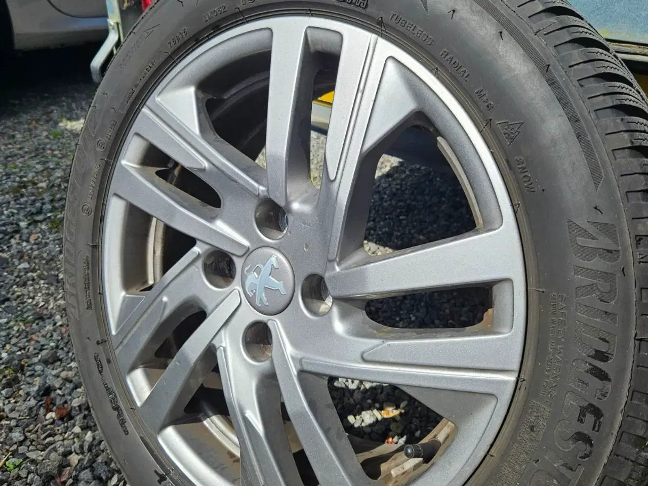 Billede 2 - 4 vinterdæk på alufælge til Peugeot 208