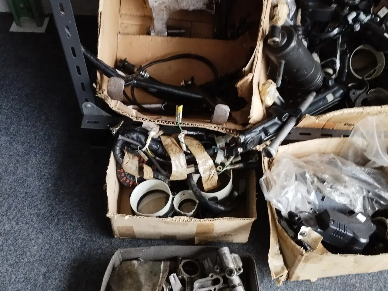 Billede 5 - Reservedele til Honda CBX 550 F