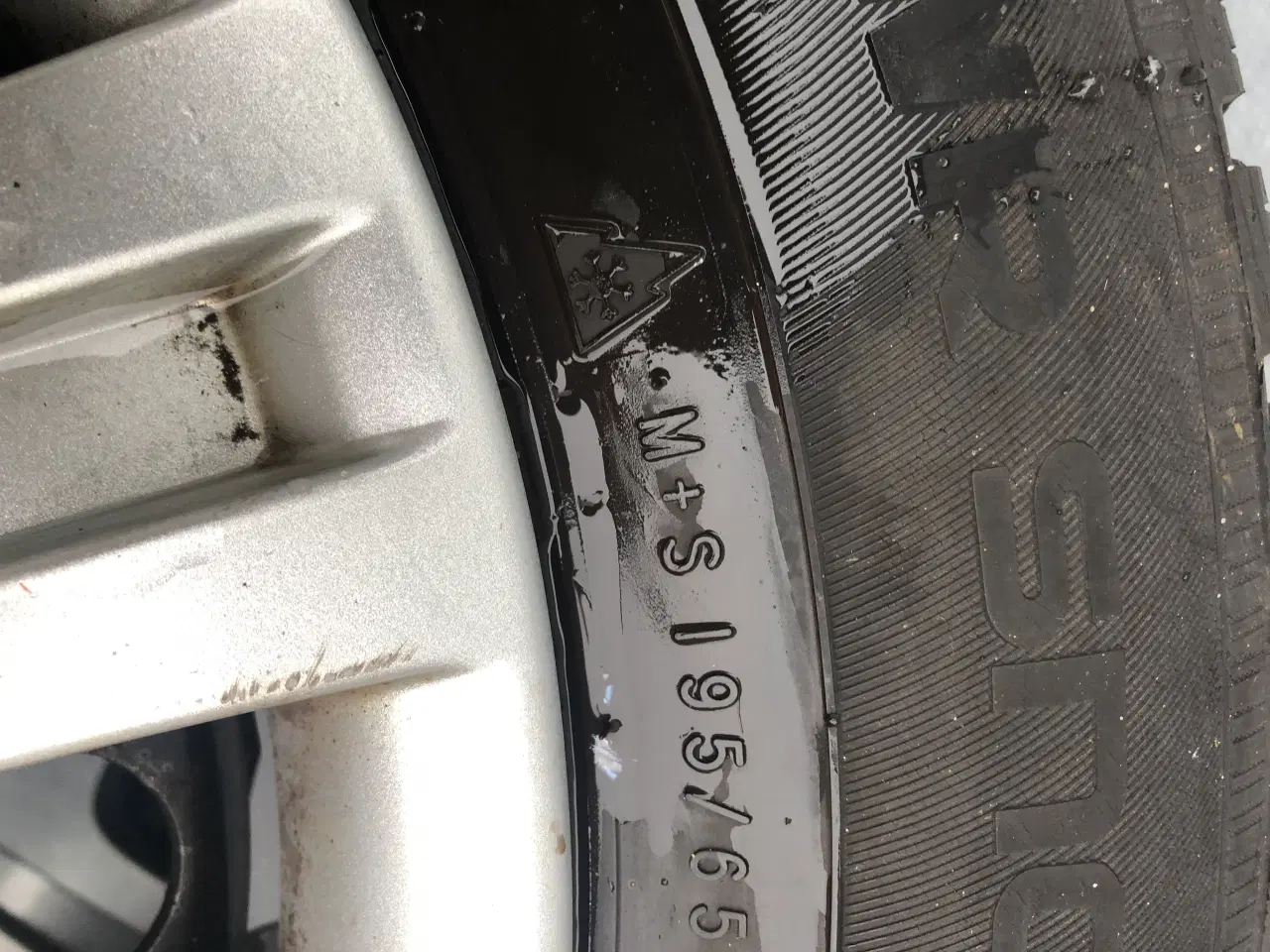 Billede 4 - Vinterhjul brugt knap en sæson