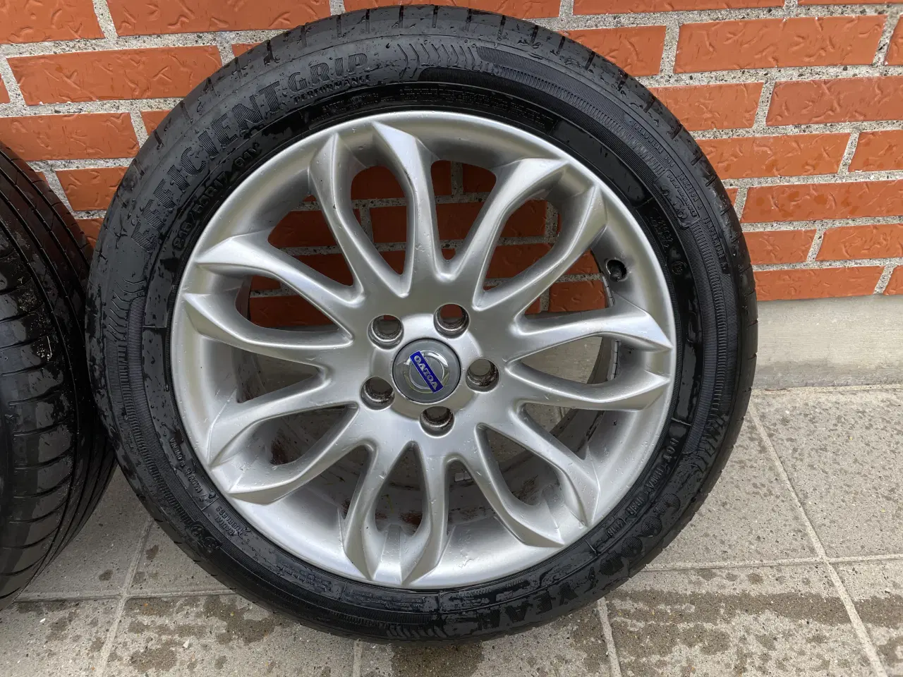 Billede 3 - Sommerhjul til Volvo 215/50 17