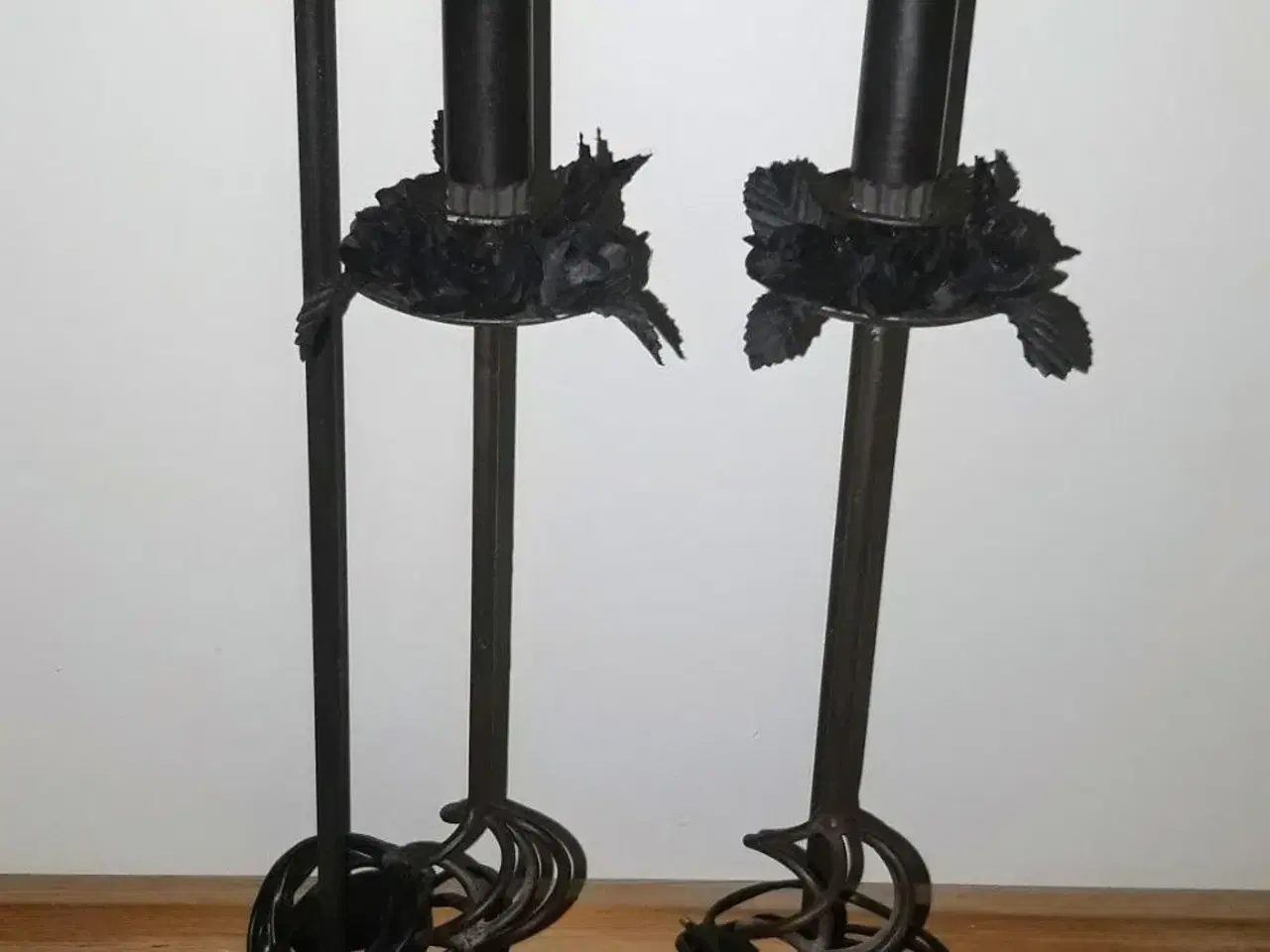 Billede 4 - Bordlamper, 2 stk sort mat metal m.m.