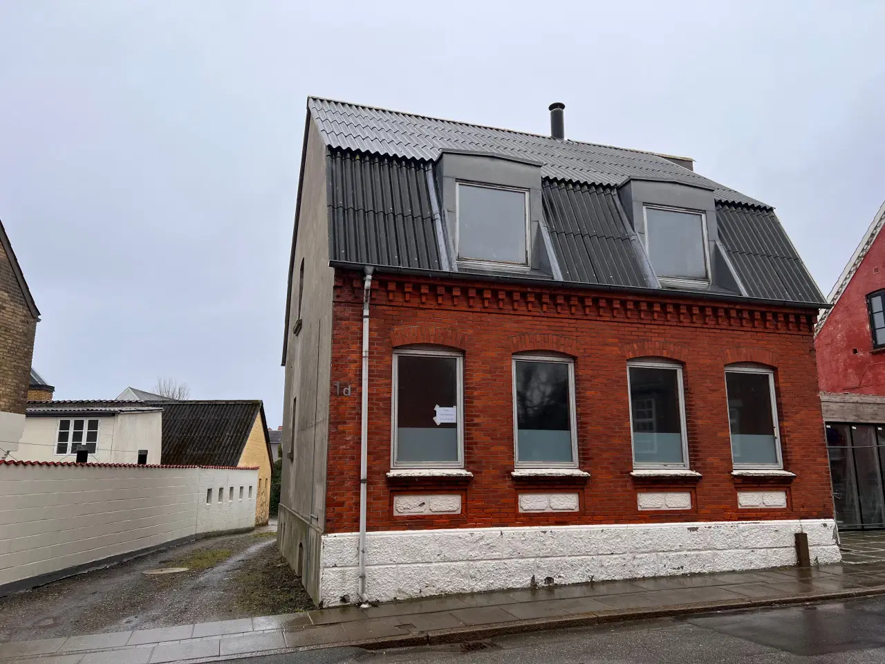 Billede 1 - 🏠Hus i Frederikshavn/håndværkertilbud...