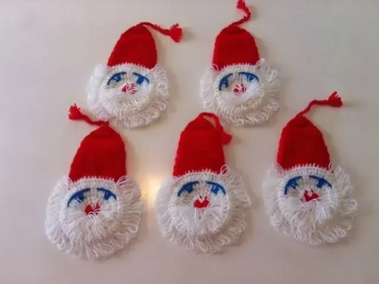 Billede 2 - Julenisser til flaskepynt