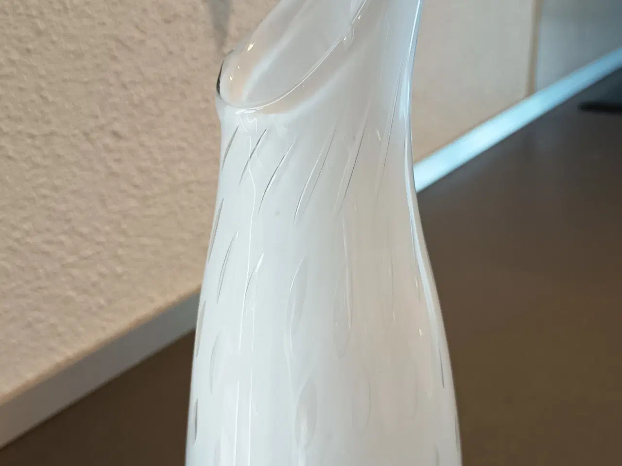 Billede 3 - Vicke Lindstrand  - Mundblæst vase fra 1950'erne