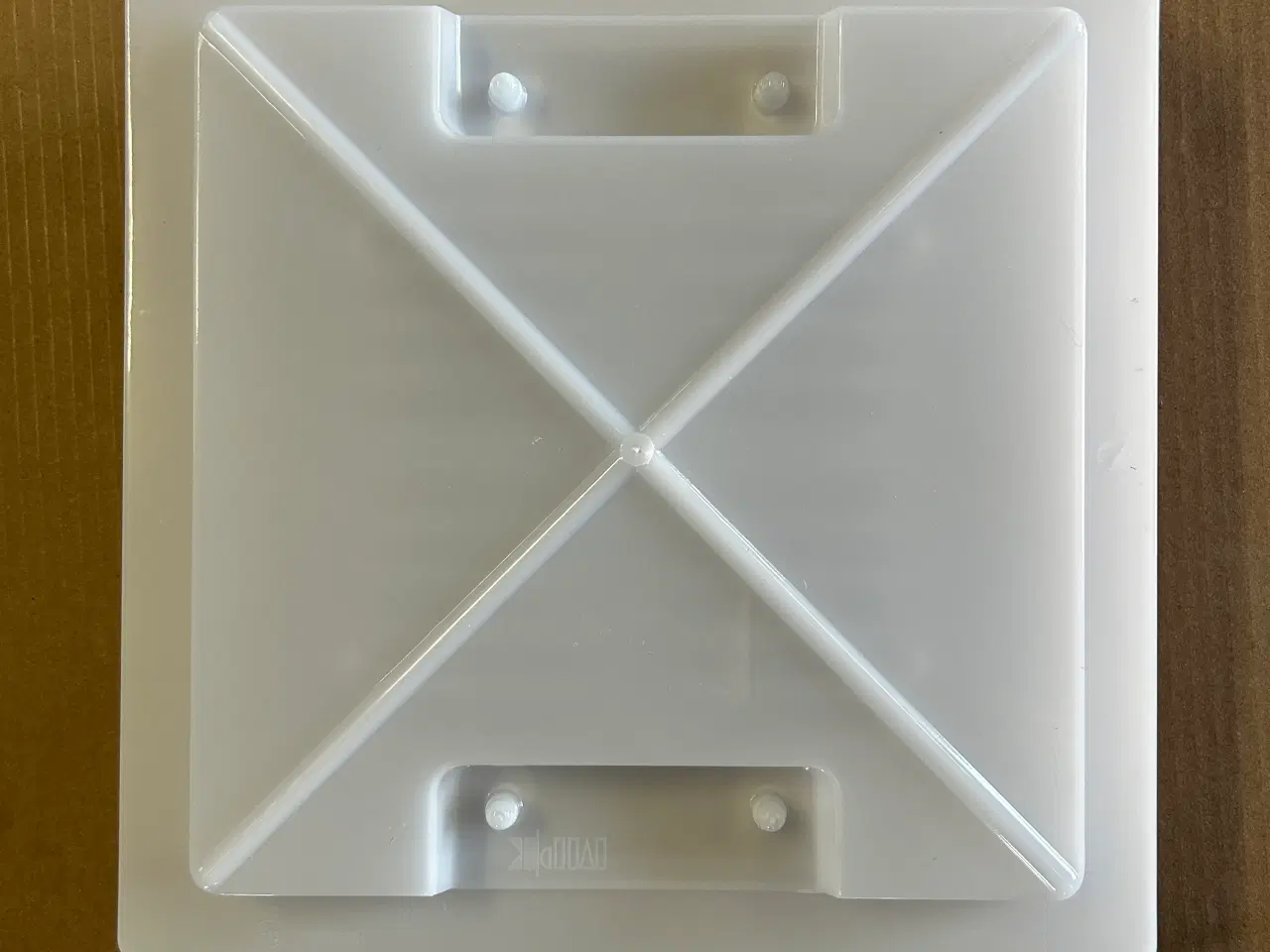 Billede 1 - MPK tagluge "30 x30" 