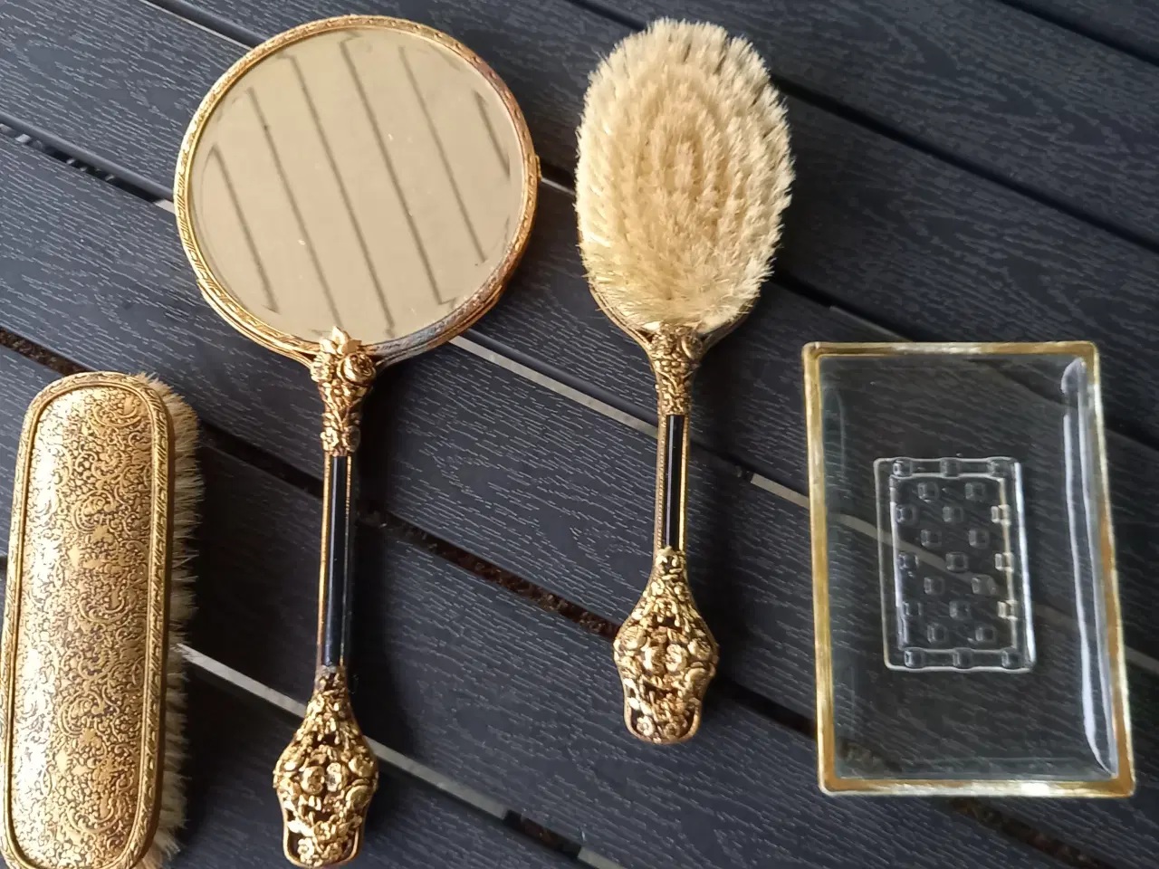 Billede 1 - Toilet sæt 4 dele 