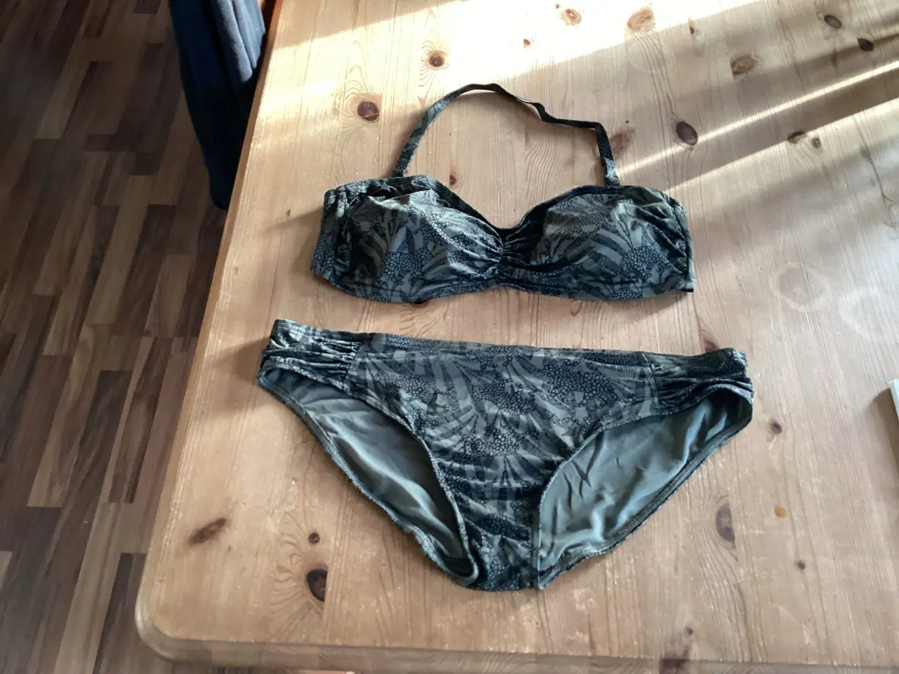 Billede 11 - Nye Bikini,er Forsk. Str.