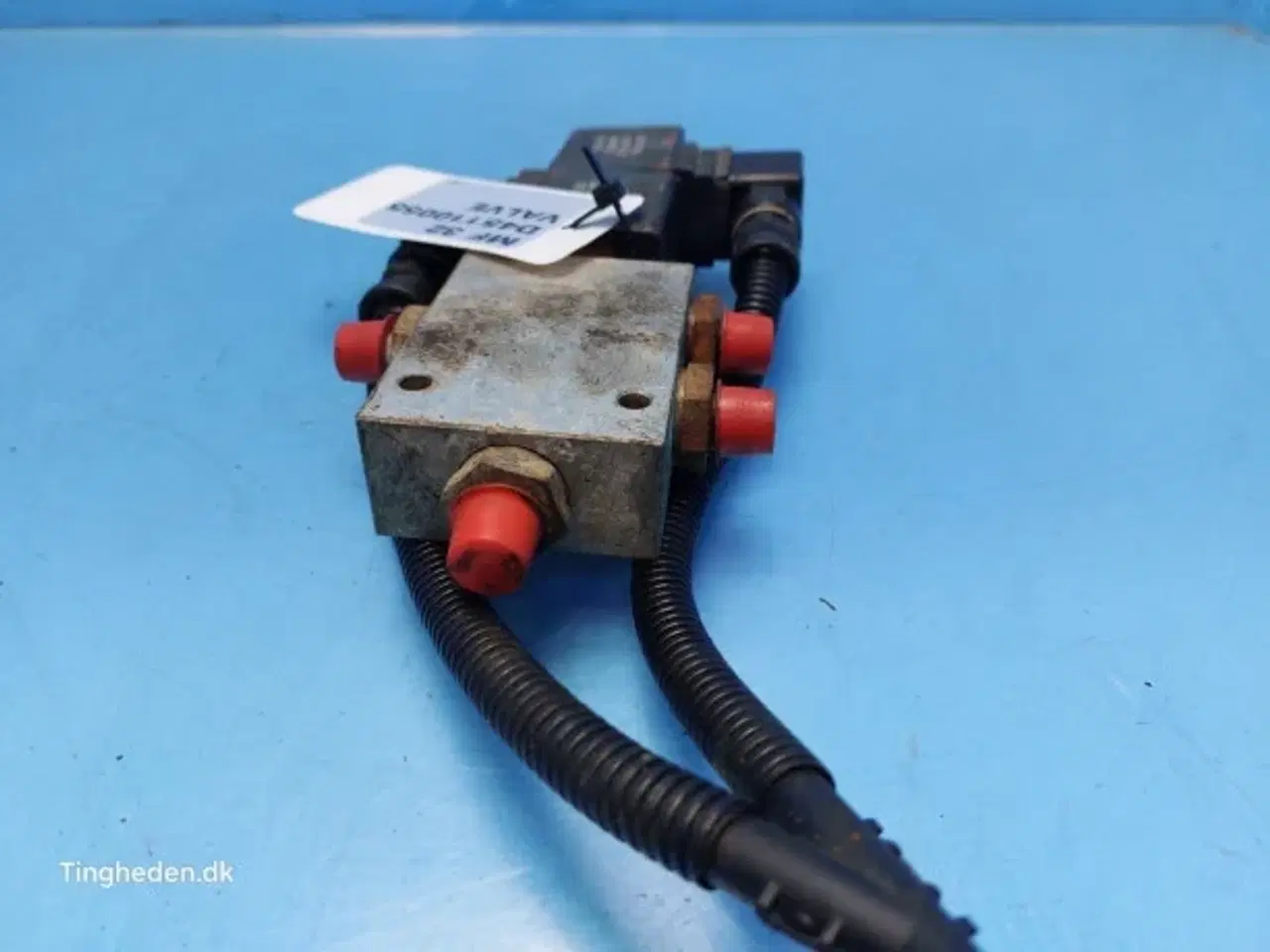 Billede 12 - Massey Ferguson 32 Ventil 45110055