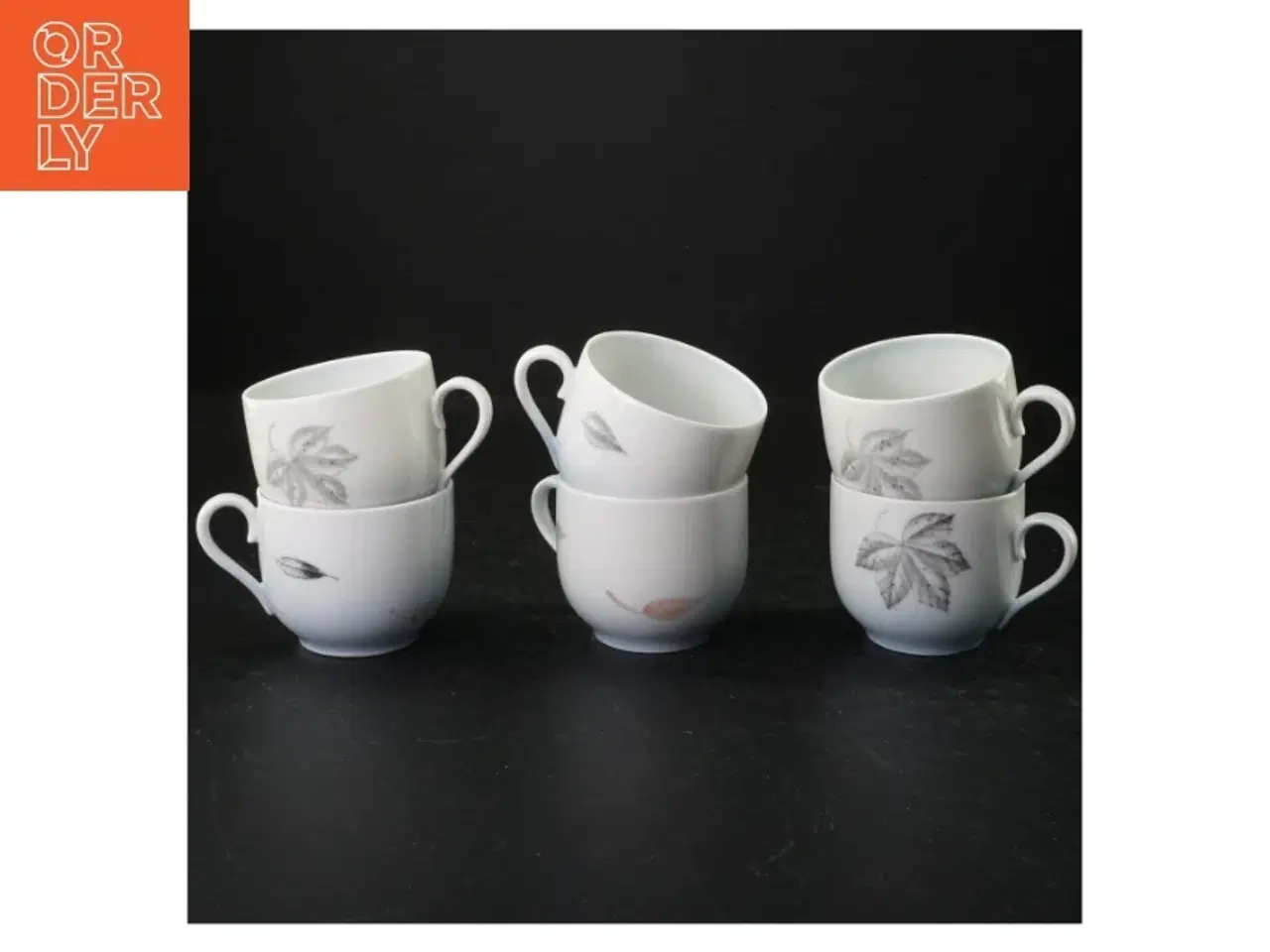 Billede 2 - Porcelæn tekopper og underkopper fra B&G (str. Tallerken 13 cm i diameter, krus 7 cm i diameter)