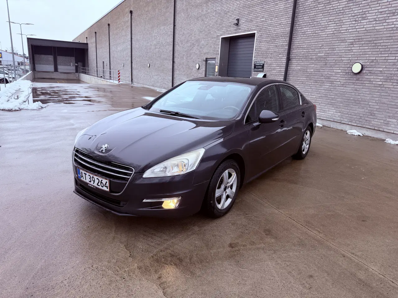 Billede 3 - Peugeot 508 næsten nysynet