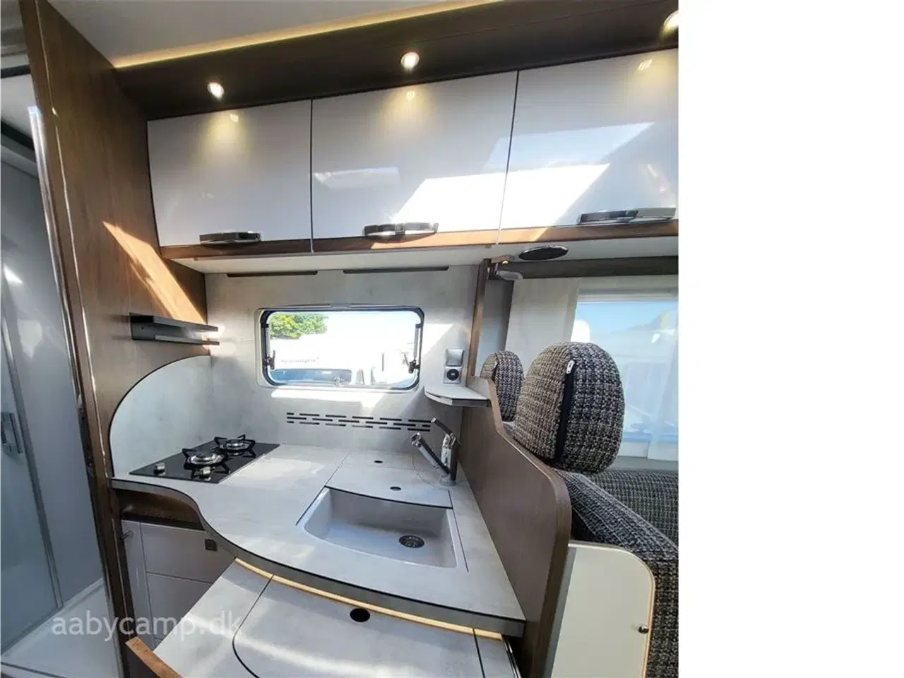 Billede 12 - 0 - Frankia I 740 GD F-Line   Topudstyret Titan 740, 4500 kg, luft bagaksel, 180 HK, Alde Centralvarme