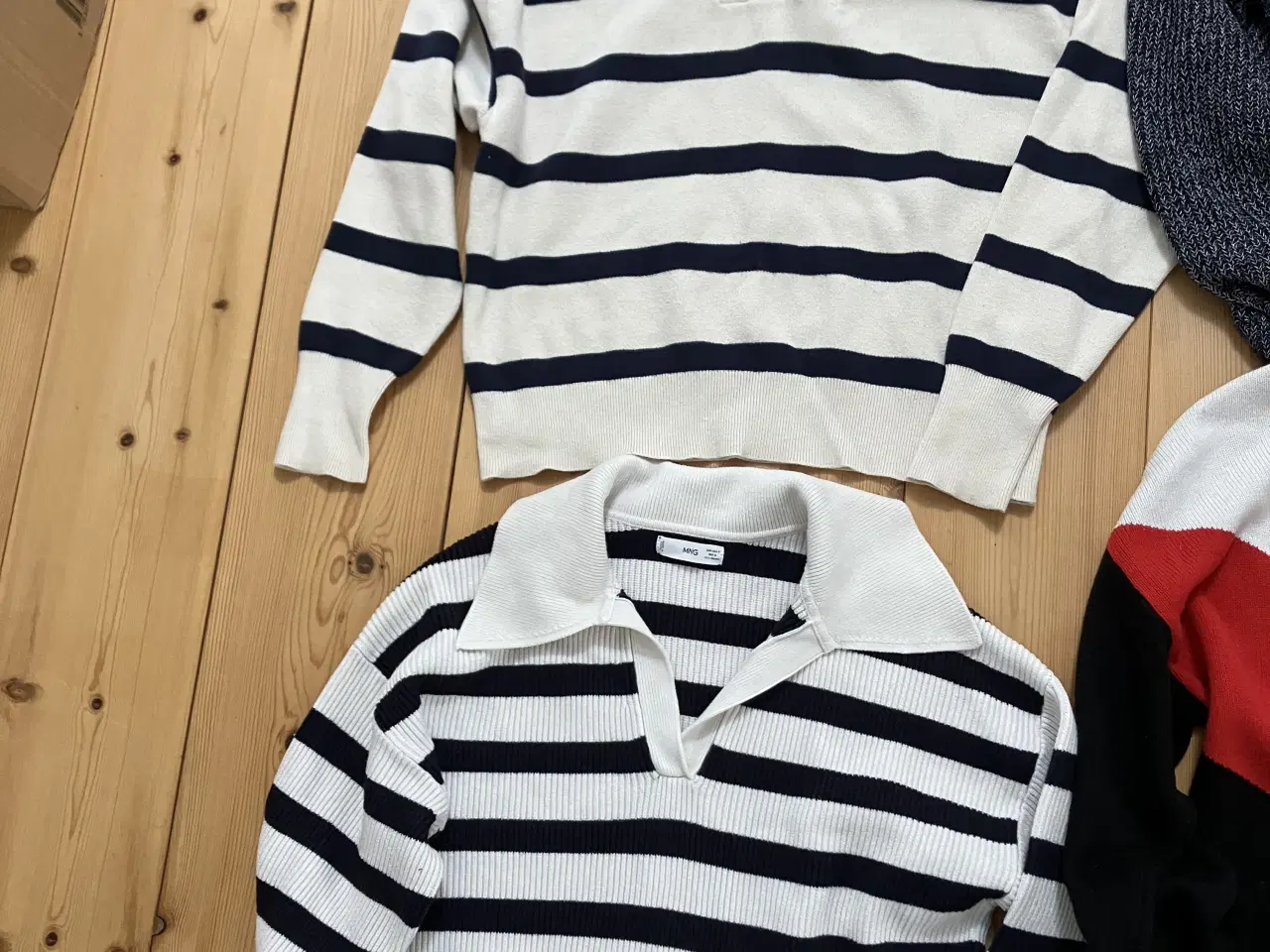 Billede 2 - 6 bluser / trøjer