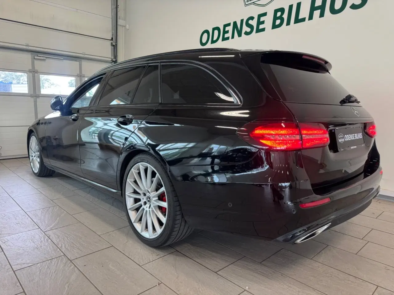 Billede 5 - Mercedes E220 d 2,0 AMG Line stc. aut.