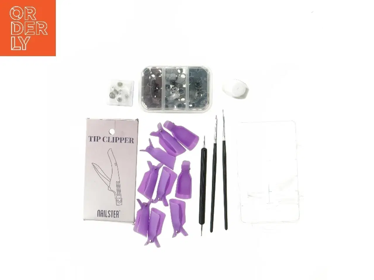 Billede 1 - Neglesæt med tipklipper og værktøj