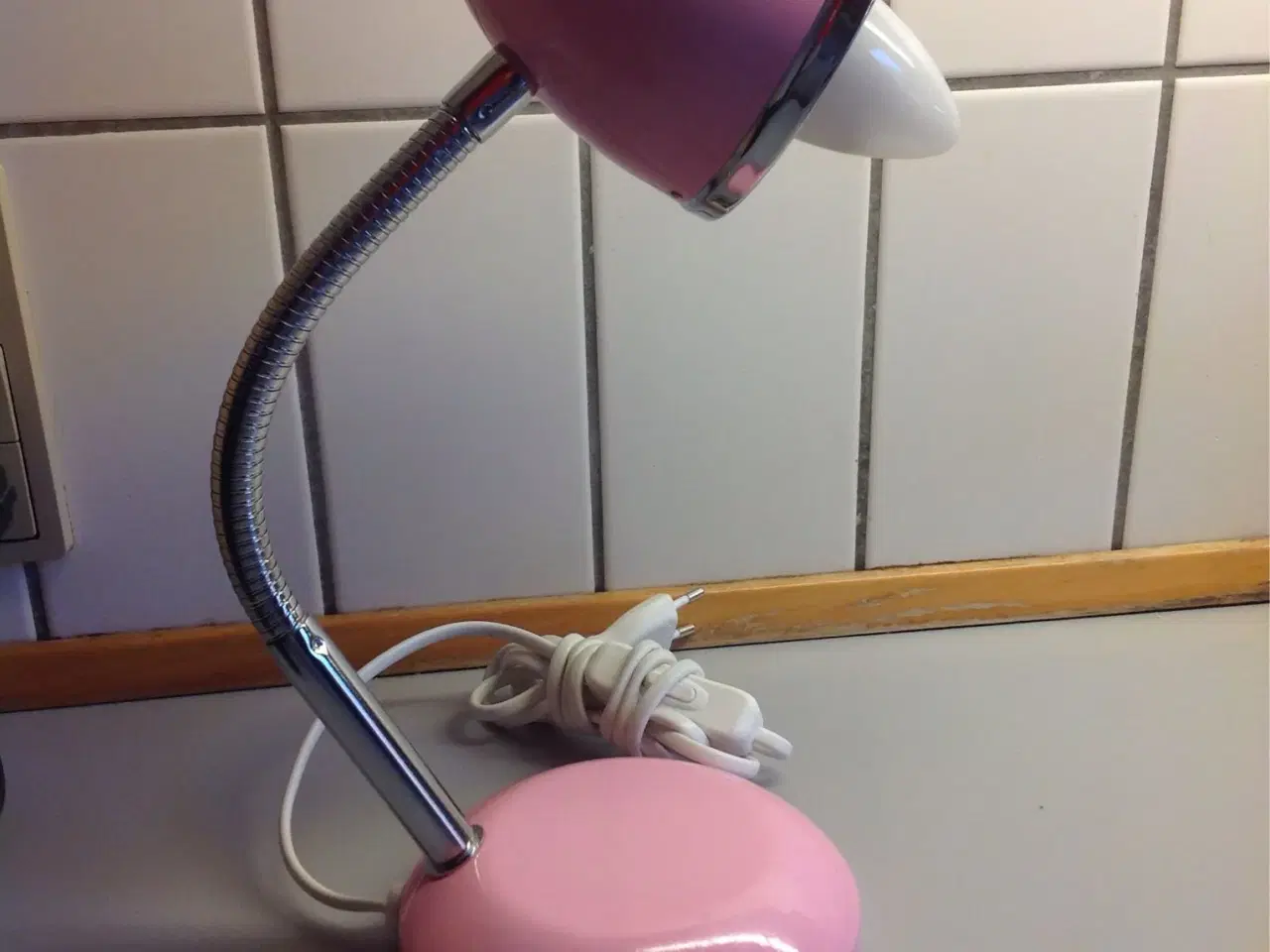 Billede 2 - Pink bordlampe)))