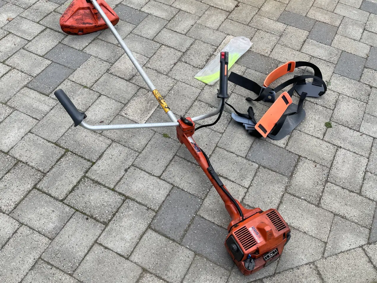 Billede 2 - Husqvarna buskrydder