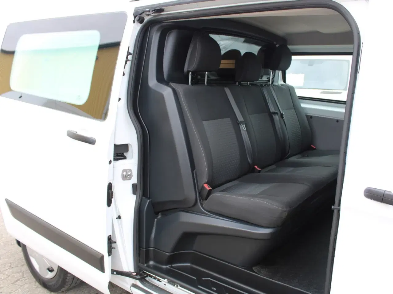 Billede 12 - Ford Transit Custom 320L 2,0 TDCi 130 Trend Mandskabsvogn