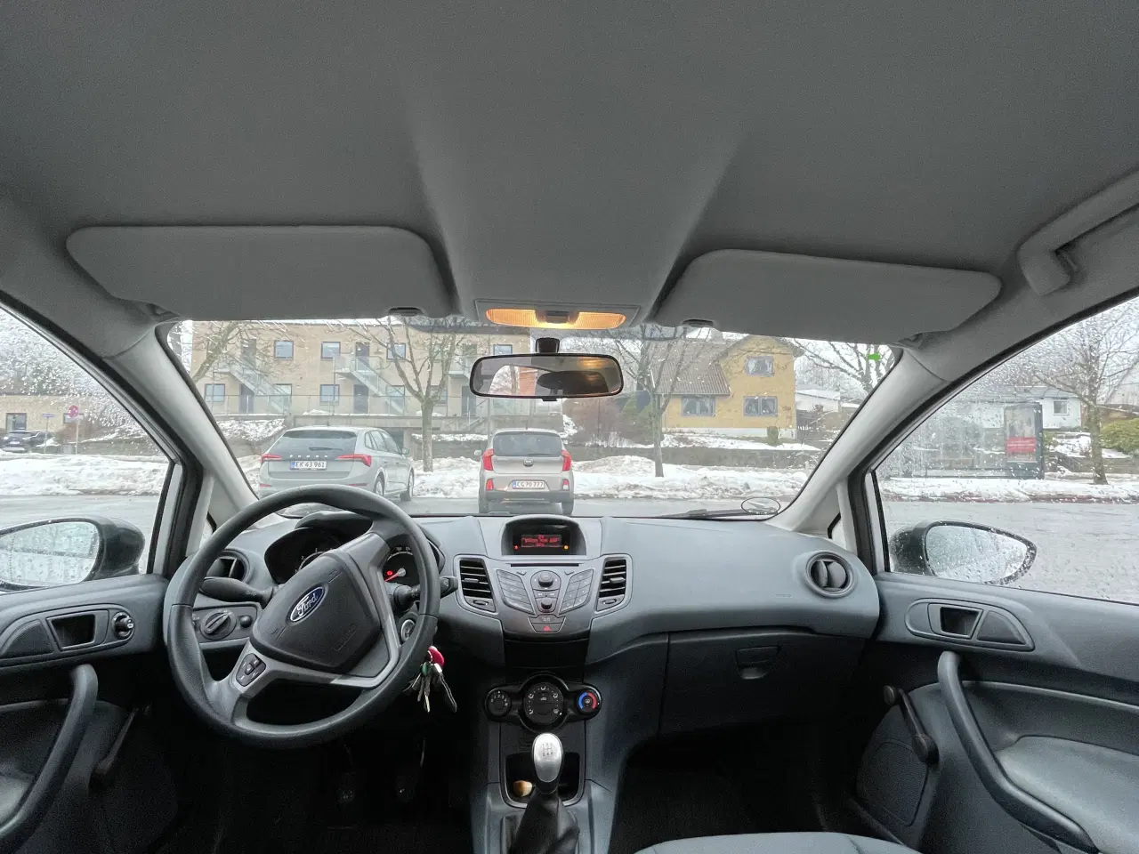 Billede 8 - Økonomisk, lav kilometer god bil