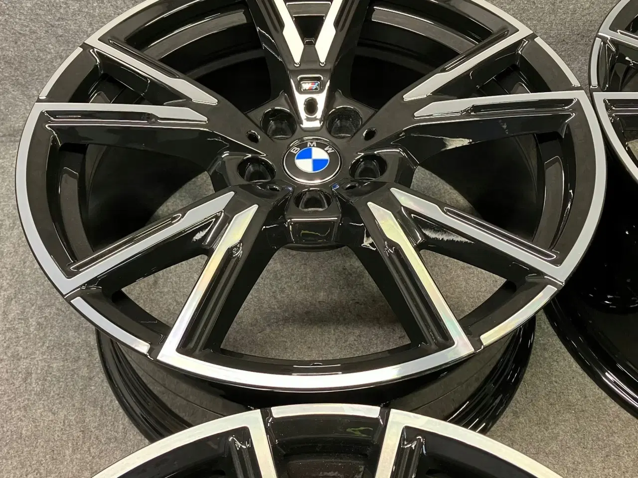 Billede 3 - ALUFÆLGE BMW 2 G42 893M 19"