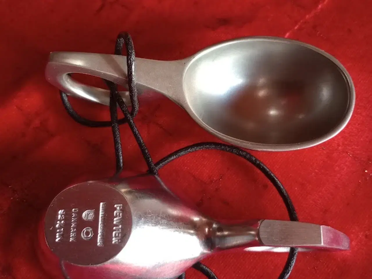 Billede 2 - Tin bjeske- snapse skeer ( 10 x 4 cm) til jægeren?