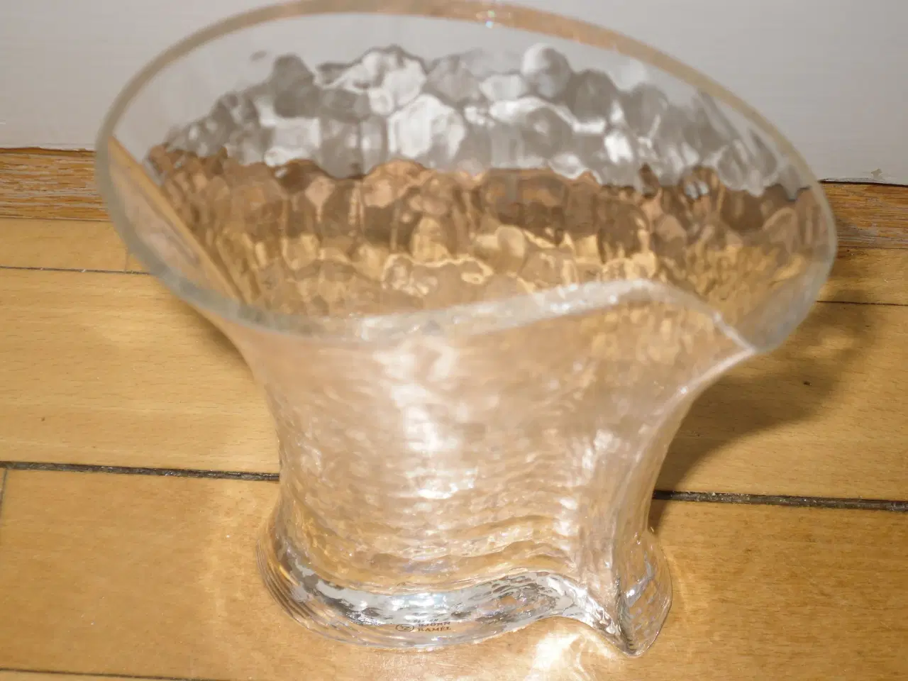 Billede 1 - Flot Vase i glas BJØRN RAMEL.