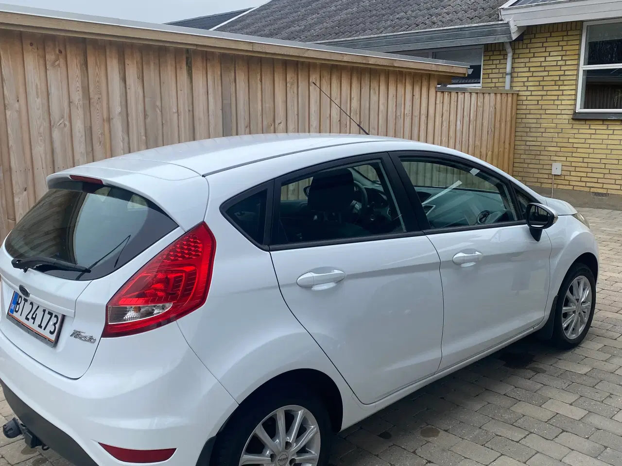 Billede 5 - FORD FIESTA 5 DØRS 1,25