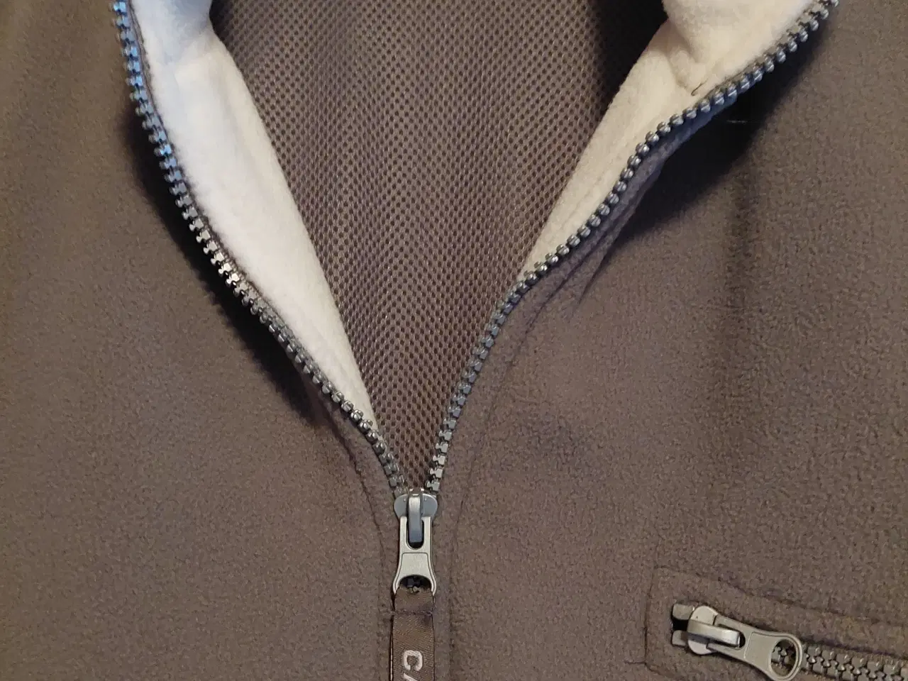 Billede 1 - Lun Fleece Trøje Ny fra Champ/Grå