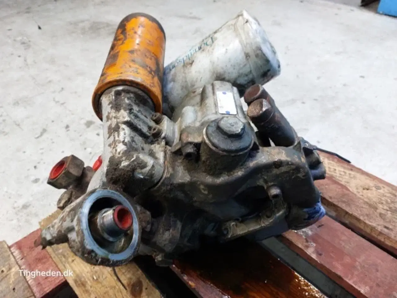 Billede 2 - New Holland 8340 Hydraulikpumpe 82850804