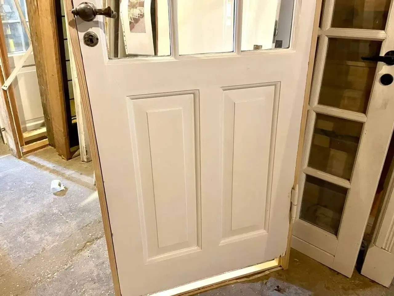 Billede 4 - Smal enkeltdør m. gammelt glas