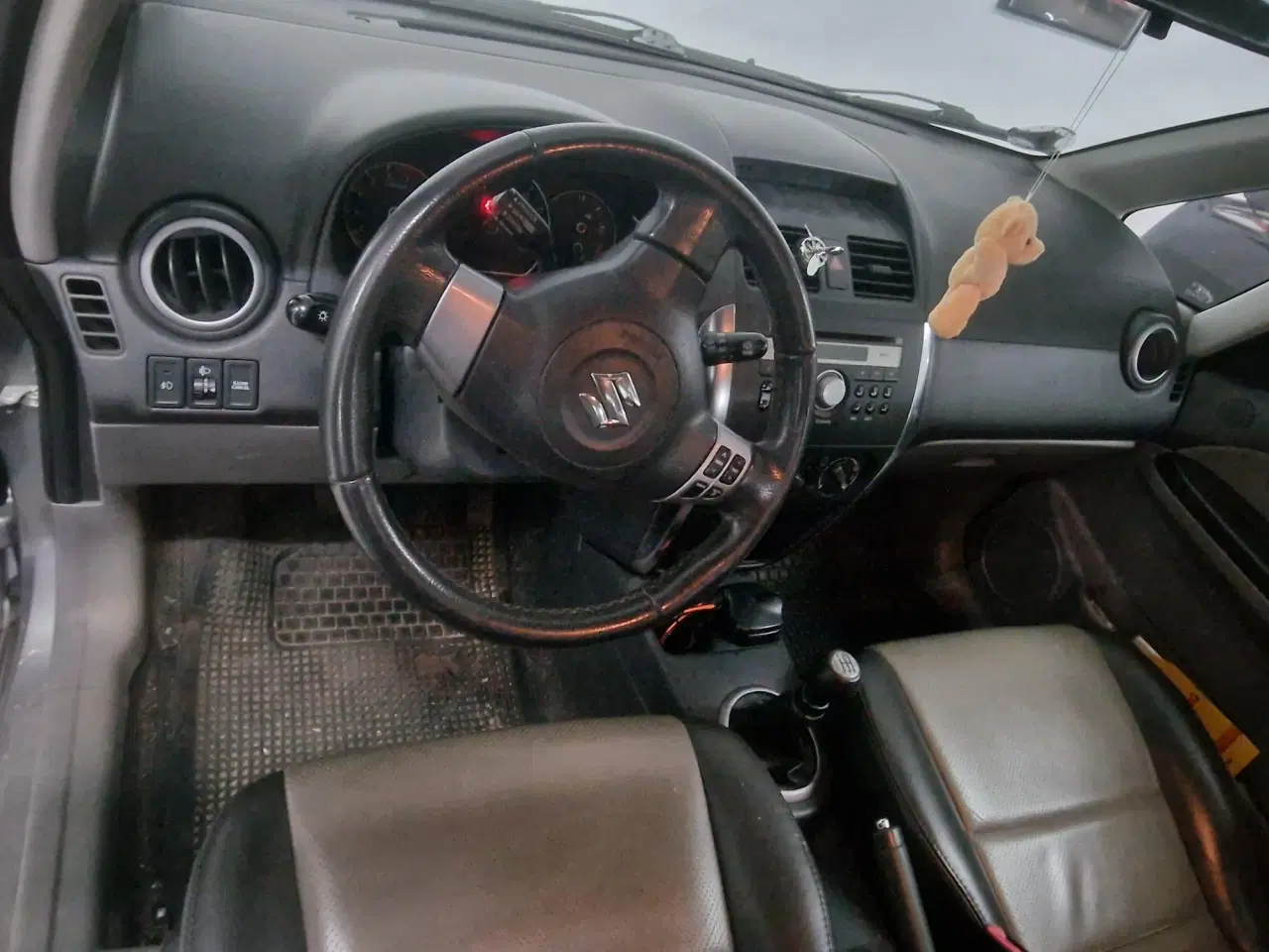 Billede 8 - Suzuki SX4 Hatchback fra 2006 med kun 152500 km 