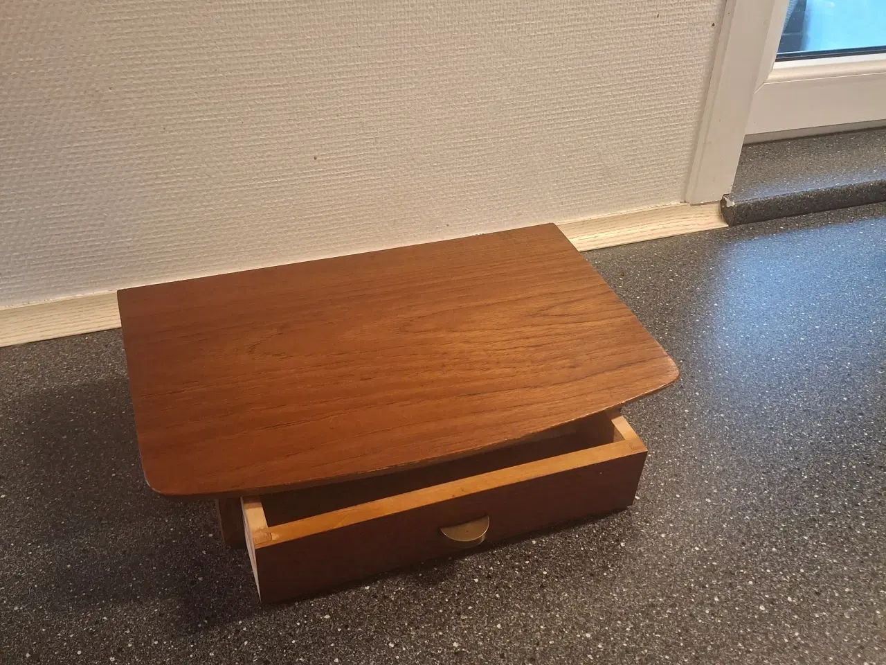 Billede 1 - Sengebord I teak 