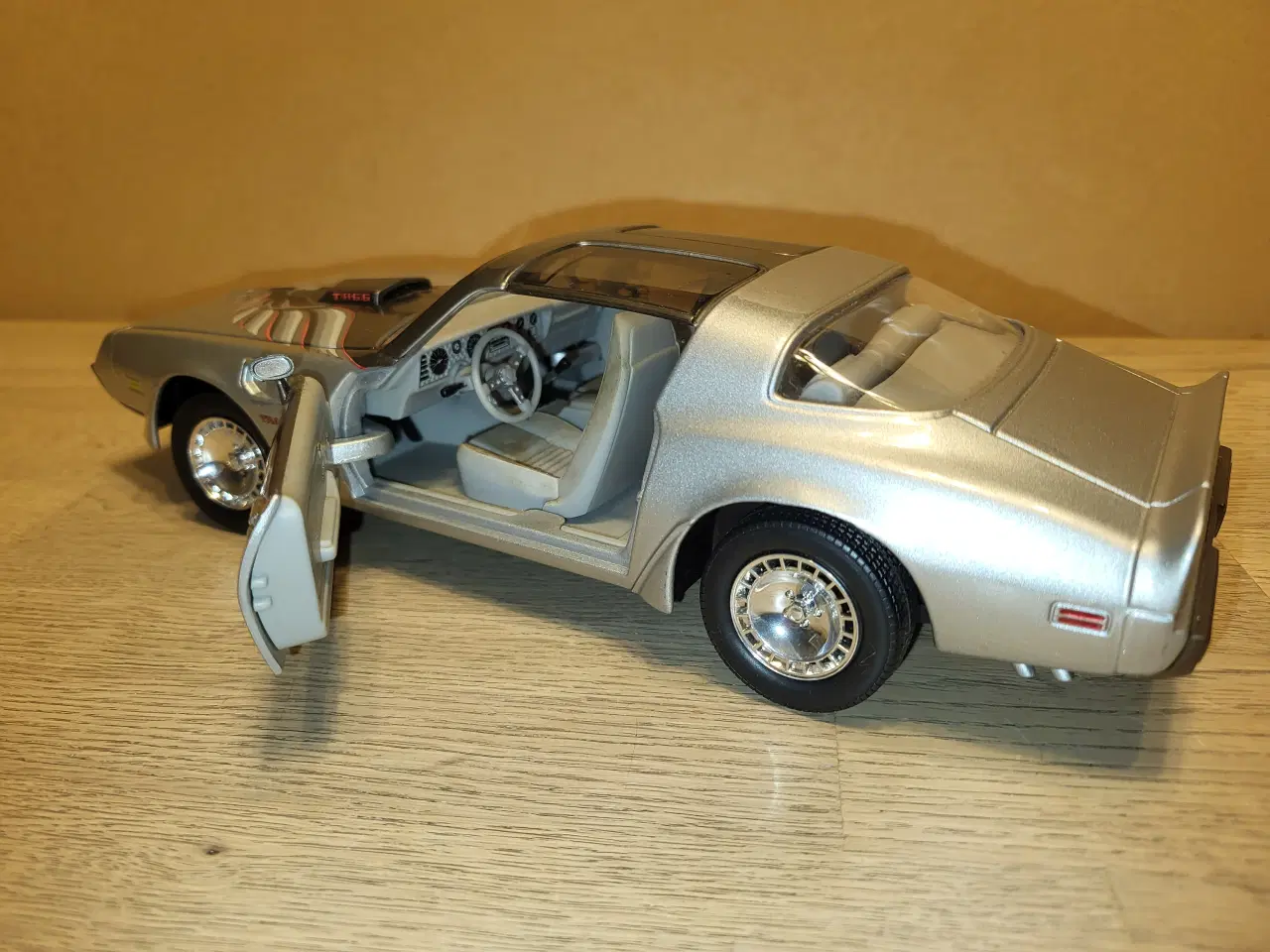 Billede 5 - Modelbil. Pontiac Firebird TRANS AM (1979) Skala 1