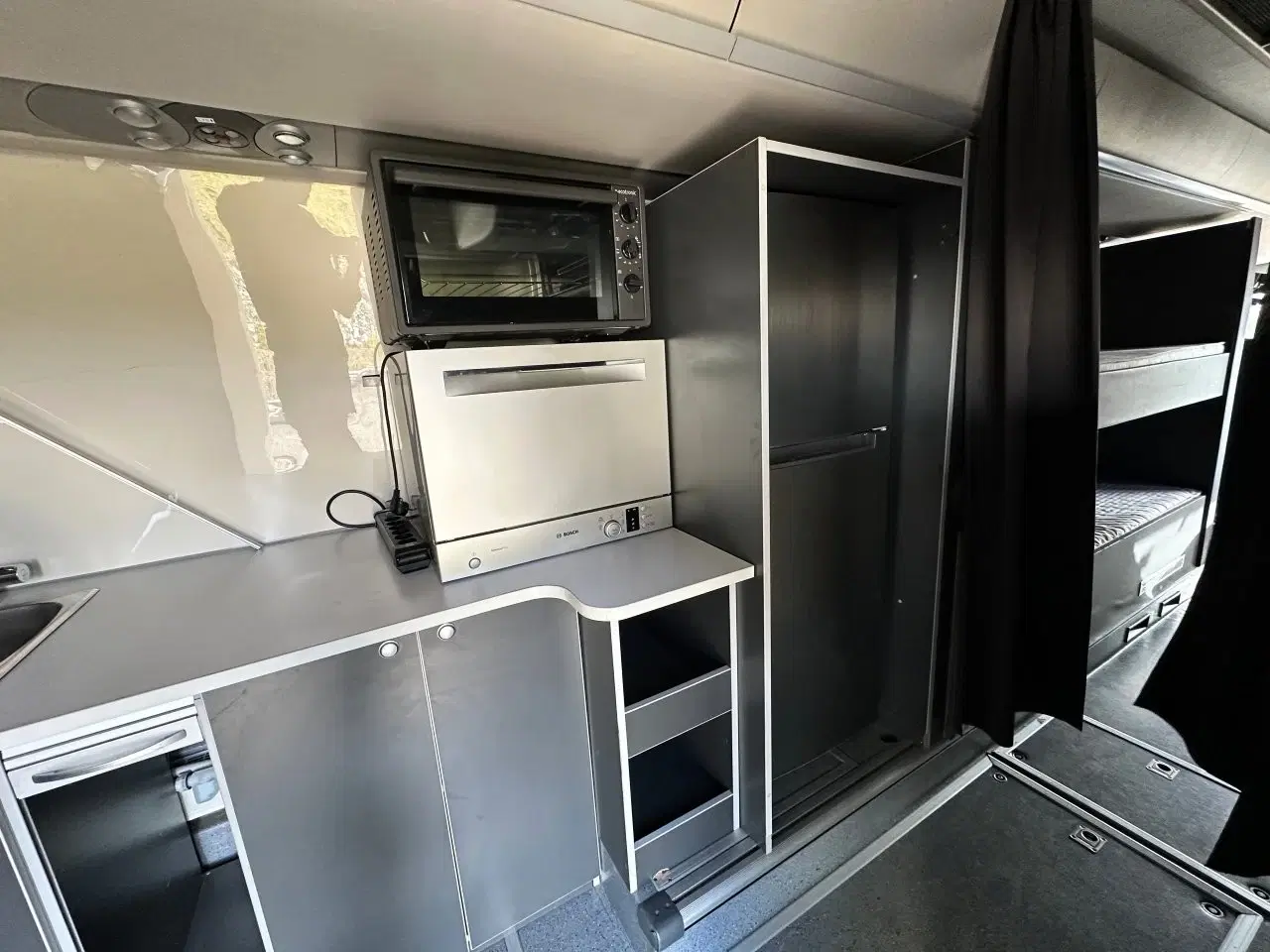 Billede 8 - Race / Teamtransporter