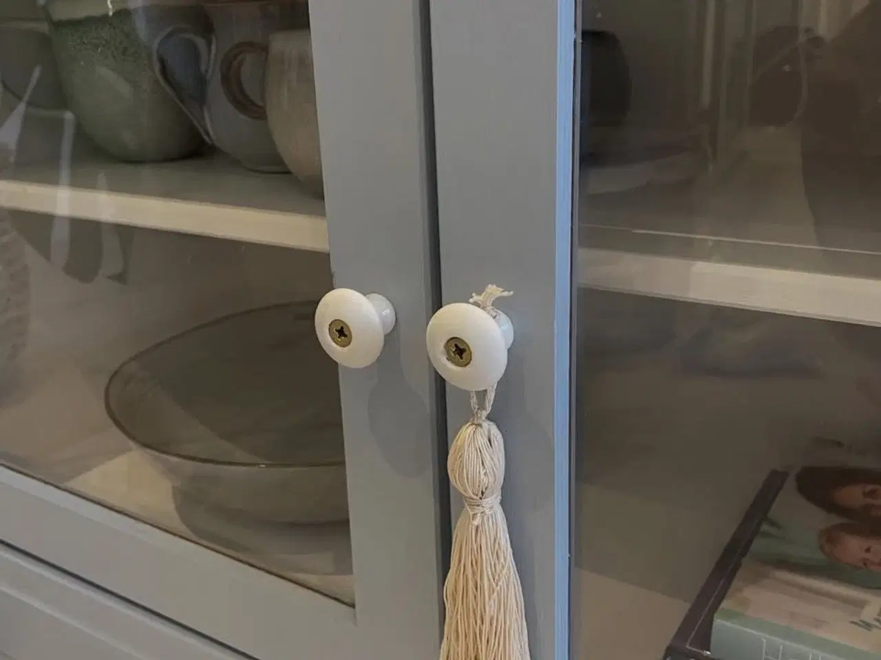 Billede 2 - Vægvitrine lyseblå