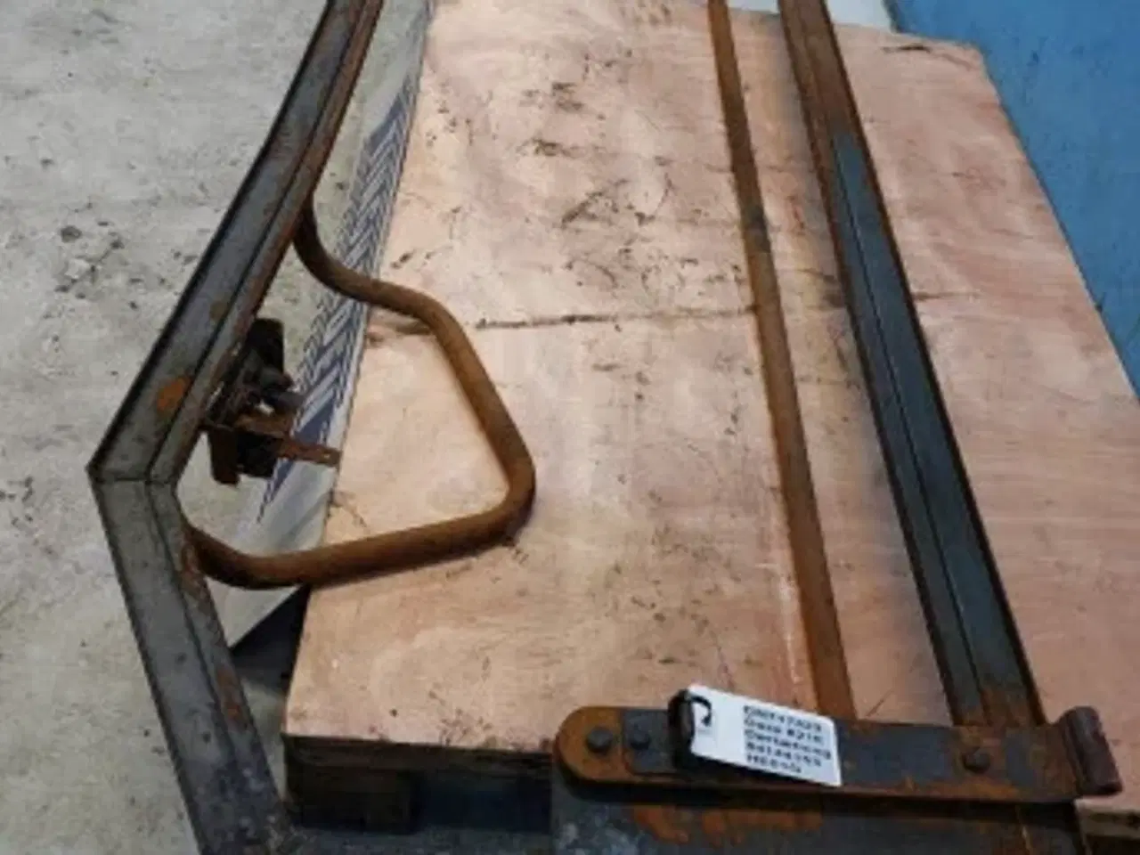 Billede 8 - Case 821E Dørtætning 84144153