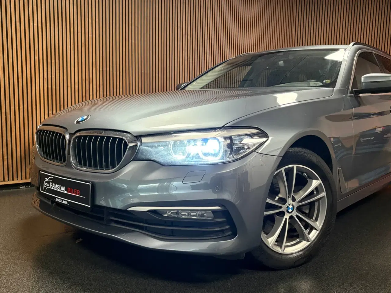 Billede 2 - BMW 520d 2,0 Touring aut.
