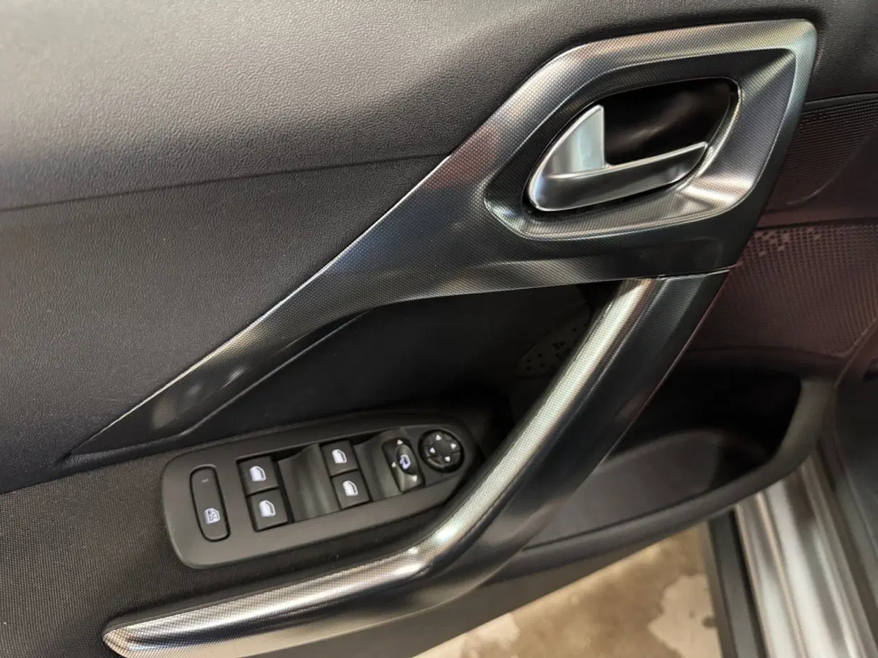 Billede 13 - Peugeot 2008 1,2 e-VTi 82 Allure ESG