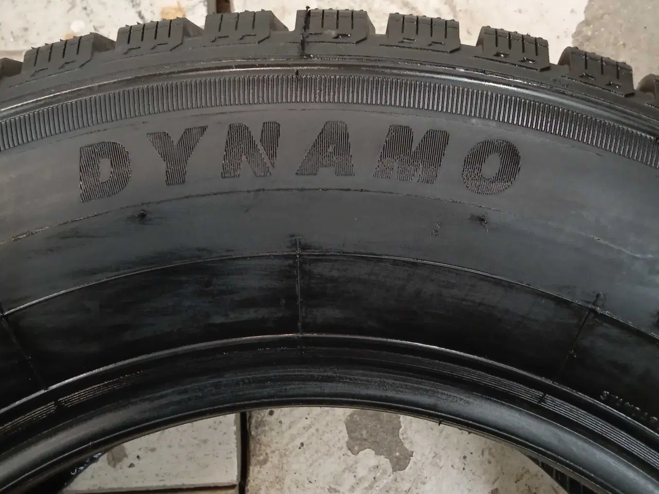 Billede 3 - Nye Vinterdæk  med pigge 