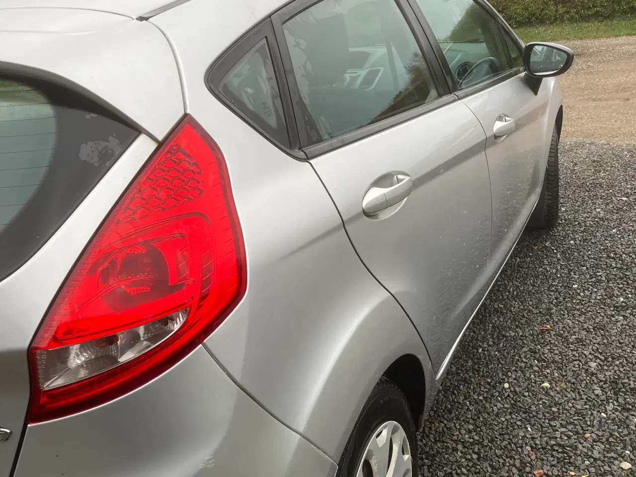 Billede 4 - Ford Fiesta 1.6 diesel årgang 2010