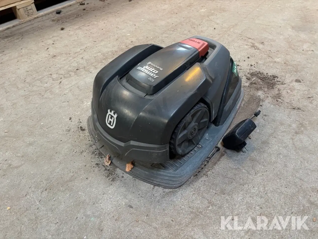 Billede 1 - Robot plæneklipper Husquarna 305 med ladeplade